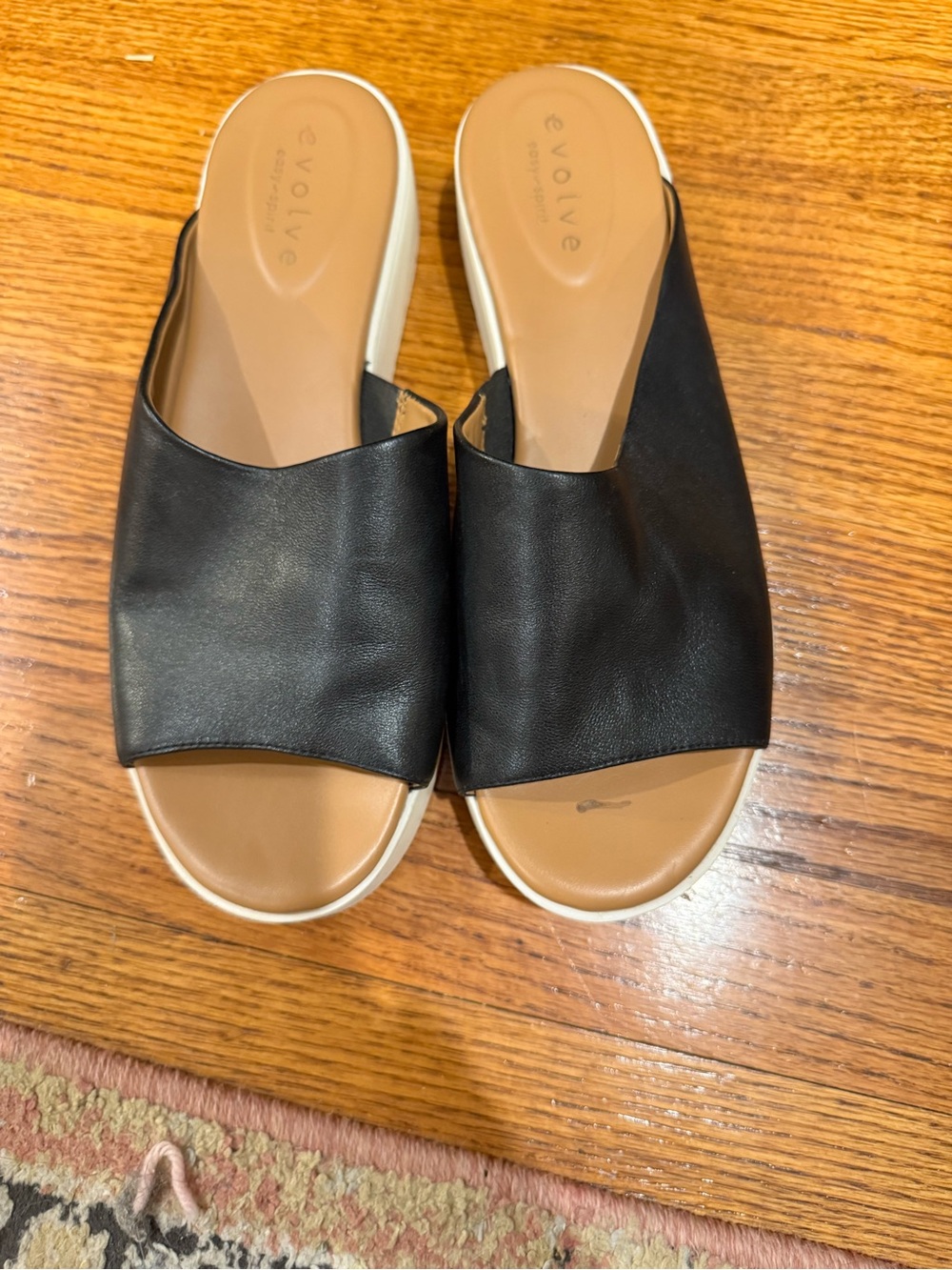 Women's Easy Spirit EVOLVE Flora Slide Black Leather